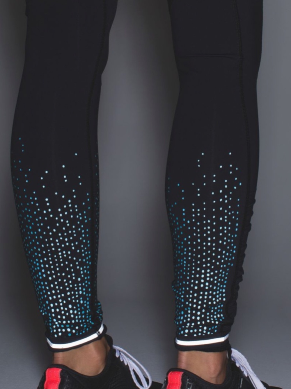Lululemon Speed Tight IV Lights Out | Forage Teal/Black | Size 4 | Reflective